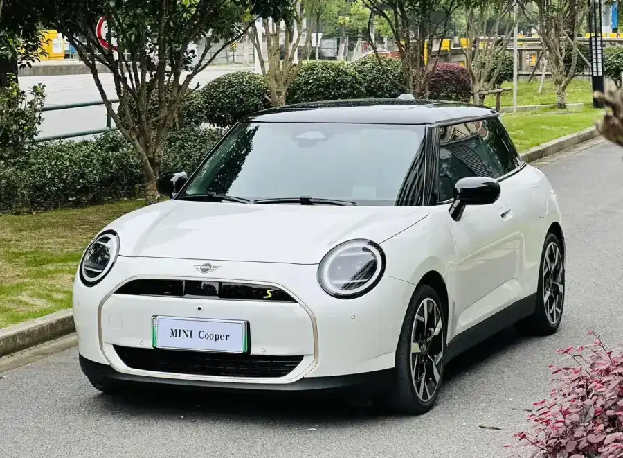 Mini Cooper Electric COOPER SE
