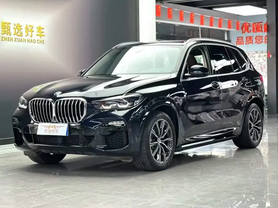 BMW X5 (Import) xDrive30i M