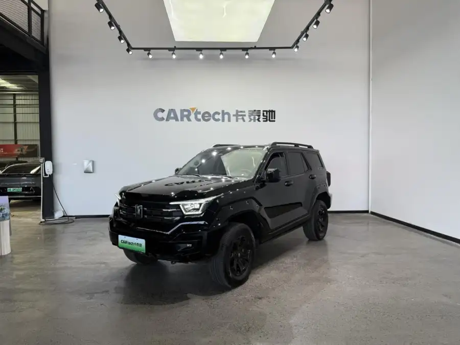 Tank 400 Hi4-T Off-road