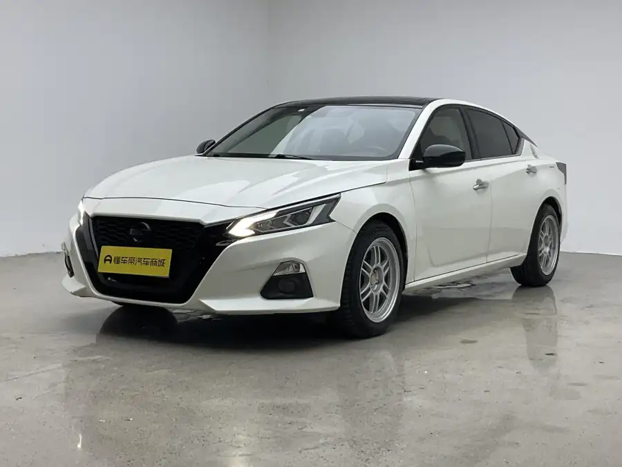 Nissan Teana 2.0T XL