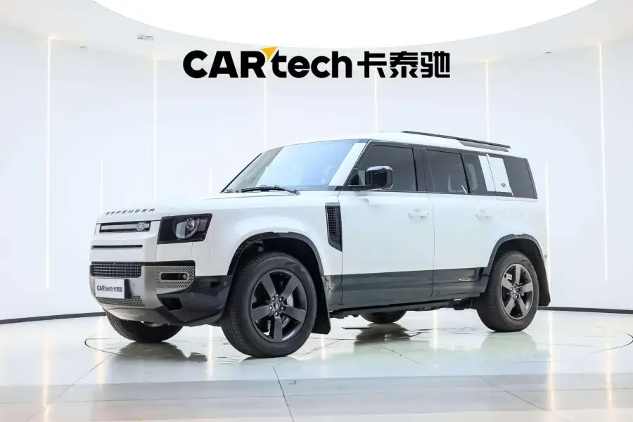 Land Rover Defender 110 3.0T P400 X-Dynamic HSE