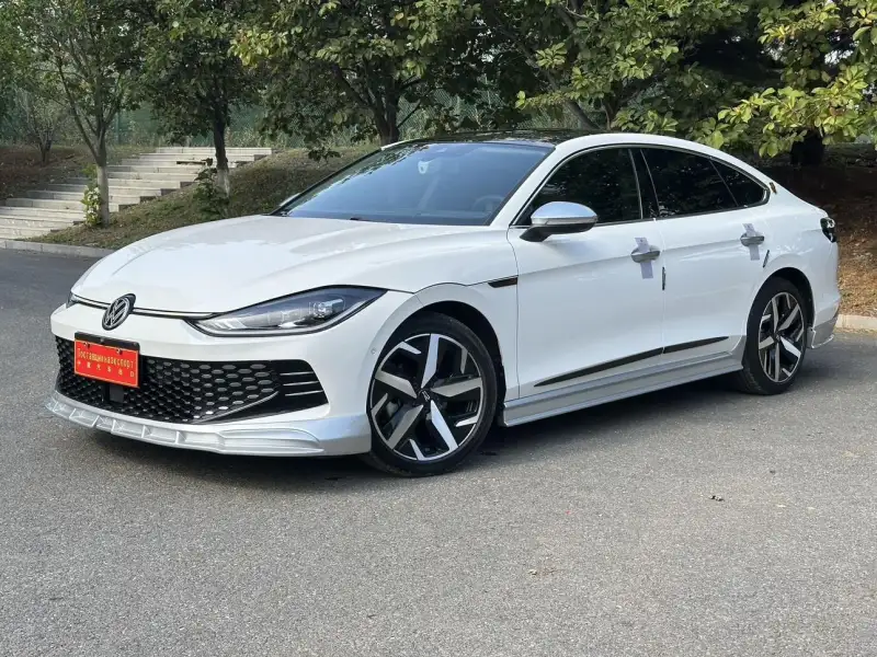 Volkswagen Lamando L 280TSI DSG Flagship