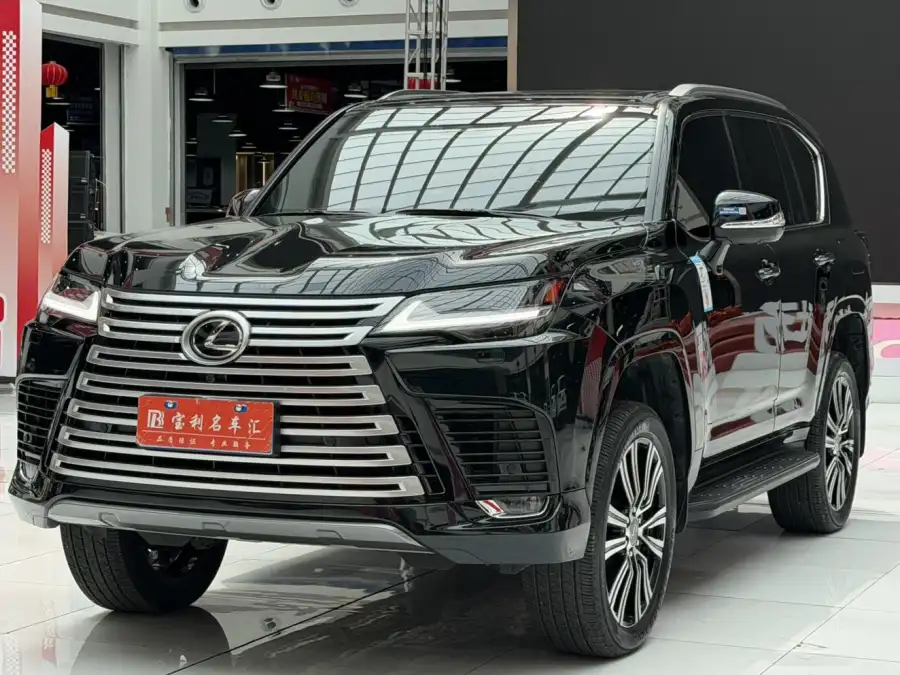 Lexus LX 700h OVERTRAIL
