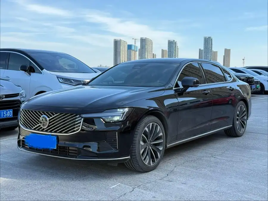 Volvo S90 B5 Luxury