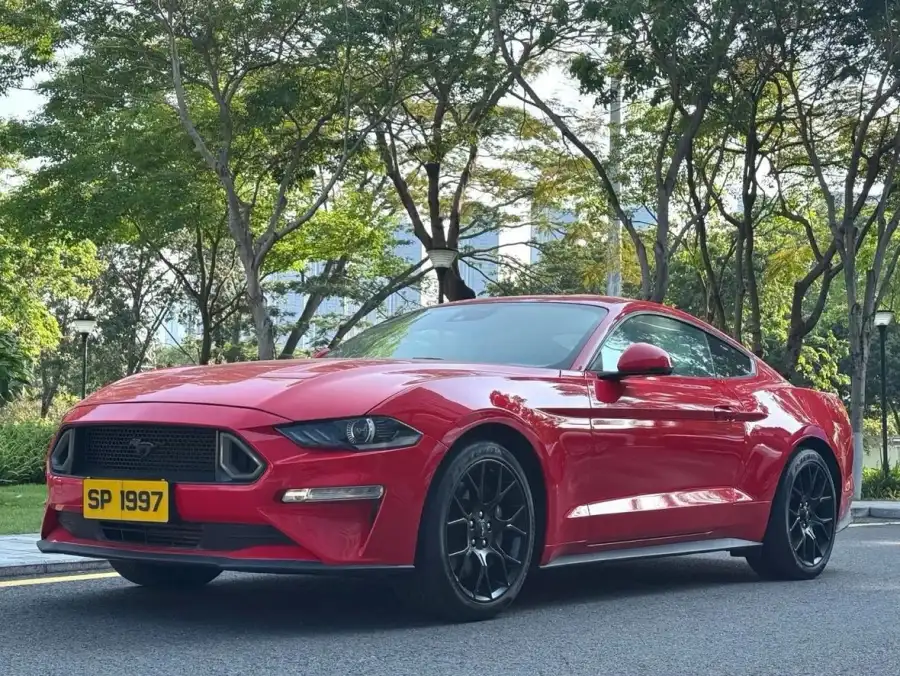 Ford Mustang 2.3T EcoBoost