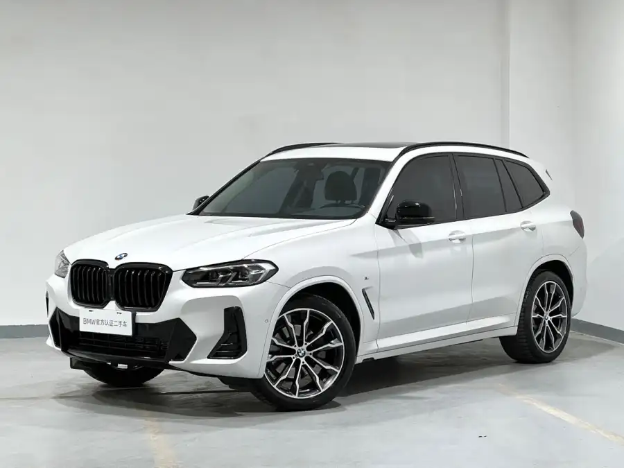 BMW X3 xDrive30i Lead M