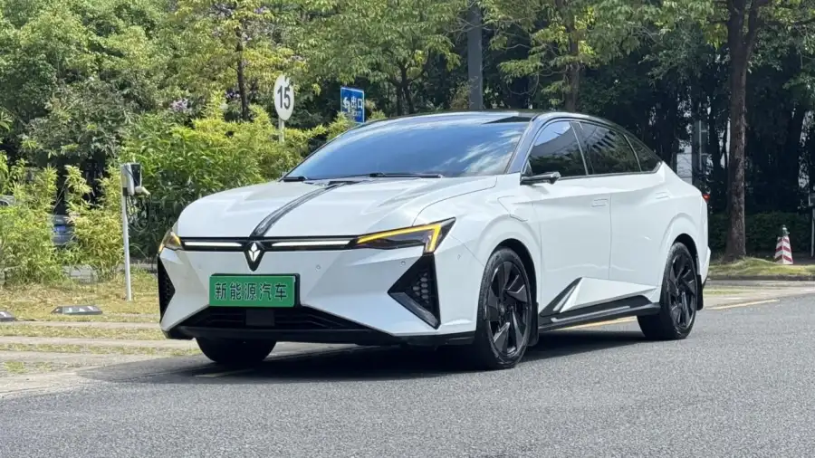 Lingxi L +