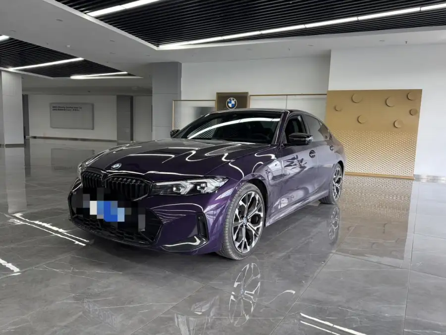 BMW 3 Series 330i 50
