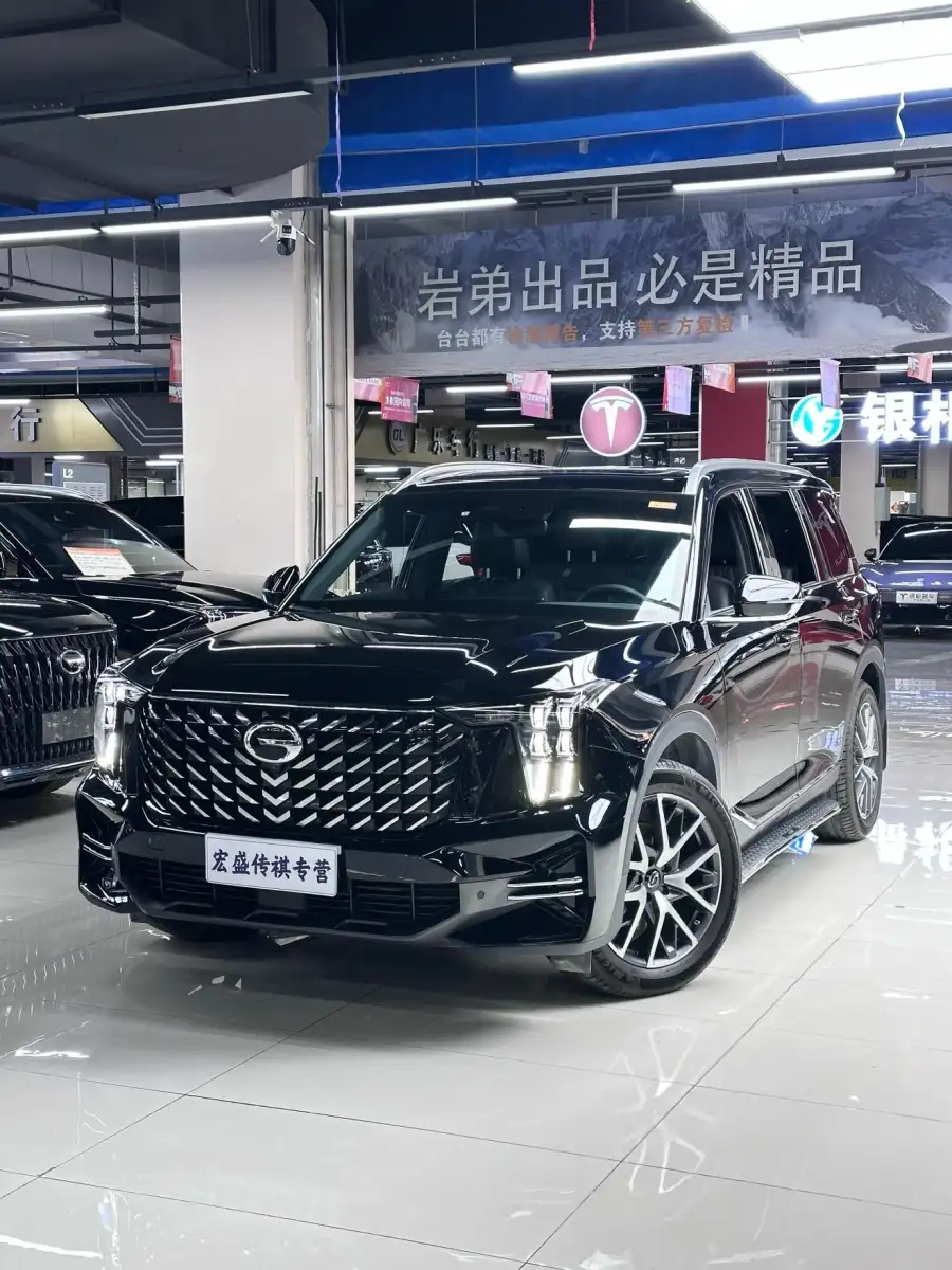 GAC Trumpchi GS8 2.0TGDI 2WD Smart 7 мест