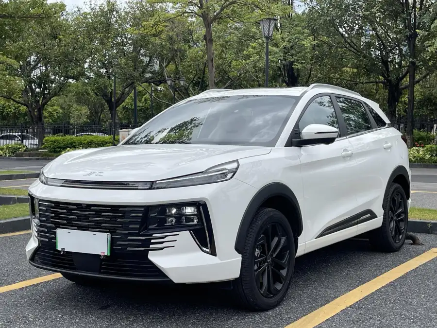 JAC Motors QX PHEV 120km