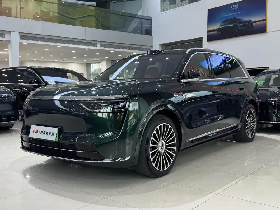 Aito M8 Ultra 6 мест 4WD