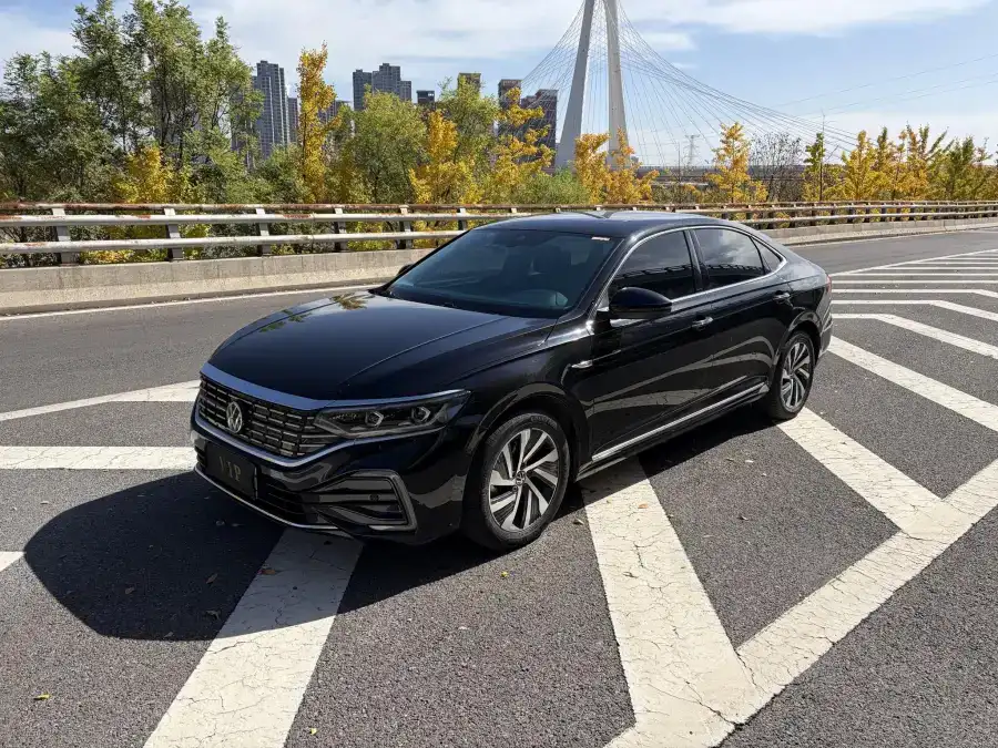 Volkswagen Passat PHEV 430PHEV Luxury