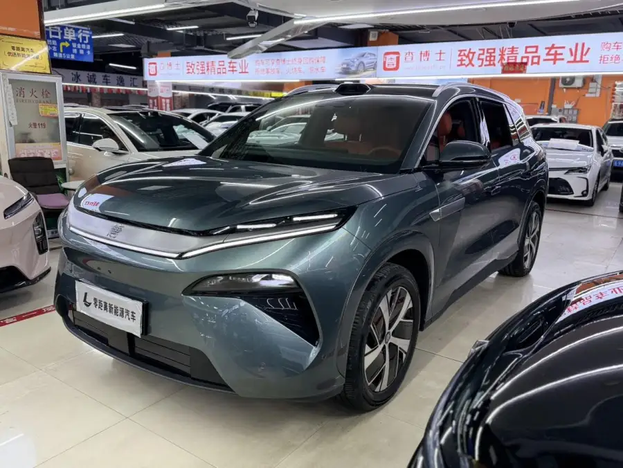 BYD Tang L EV 670KM RWD