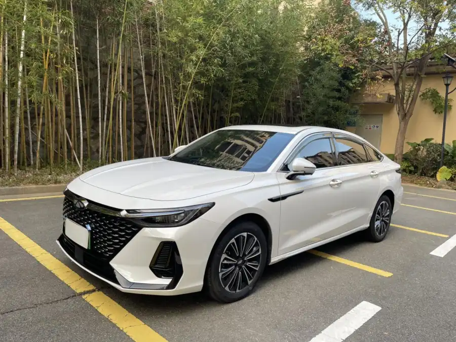 Chery Fulwin A8 127
