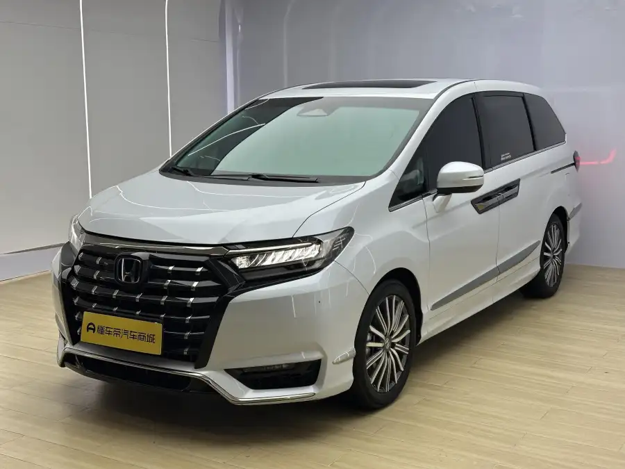 Honda Elysion 2.0L e:HEV Luxury