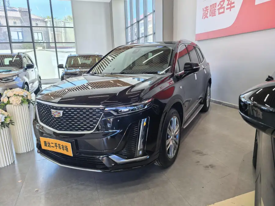 Cadillac XT6 2.0T 6 мест 4WD