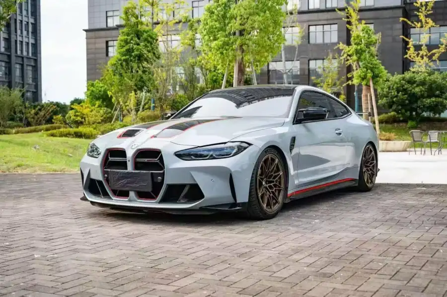 BMW M4 M4