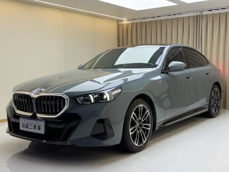 BMW 5 Series (Import) 525i M