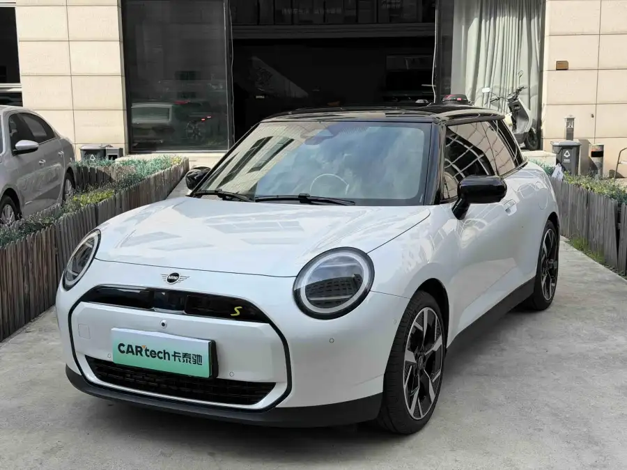 Mini Cooper Electric COOPER SE
