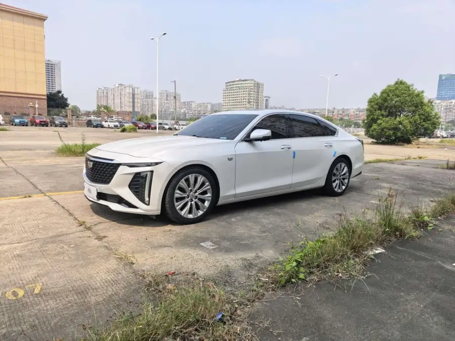 Cadillac CT6 28T Premium