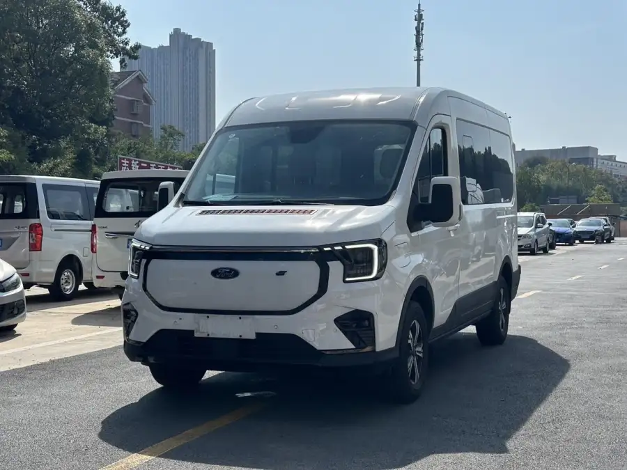 Ford E-Transit E 9 мест 100.96kWh