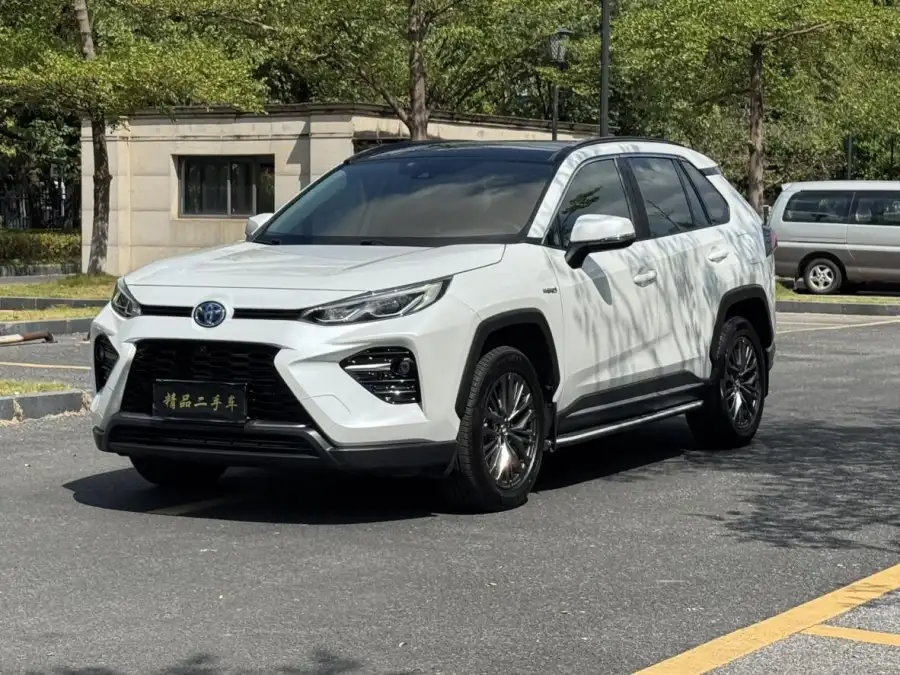 Toyota Wildlander 2.0L 4WD PLUS