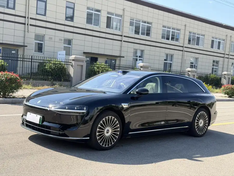 Stelato S9T Ultra RWD 53kWh