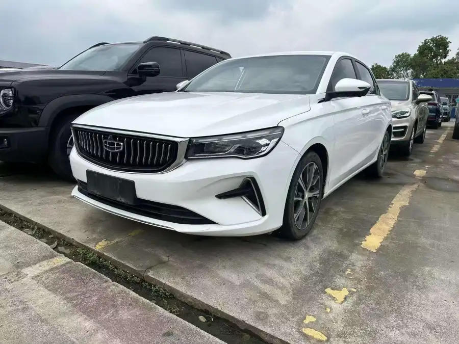 Geely Emgrand 4 1.5L CVT Luxury