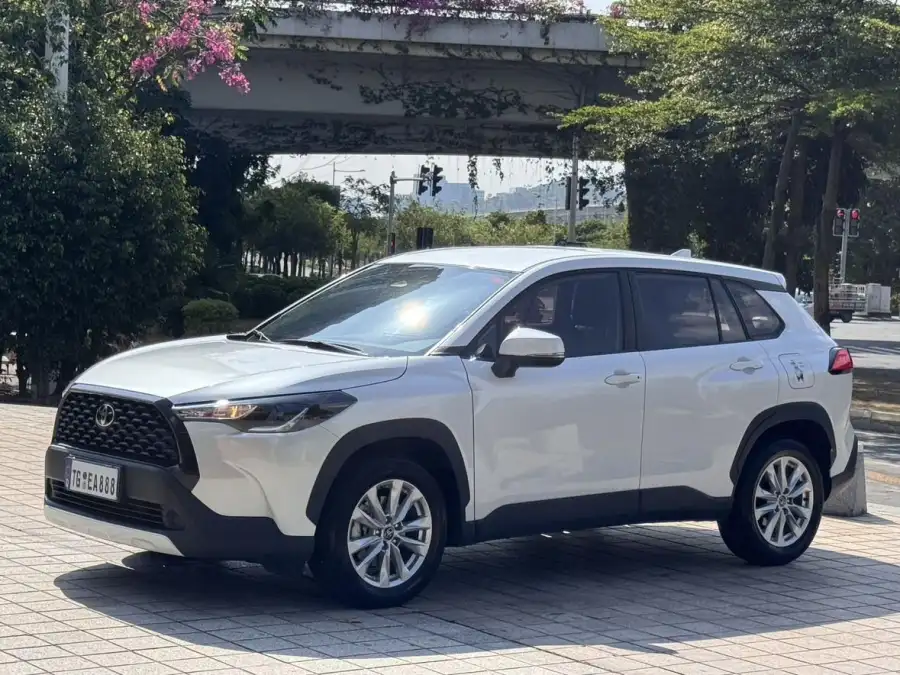 Toyota Corolla Cross 2.0L CVT Pioneer