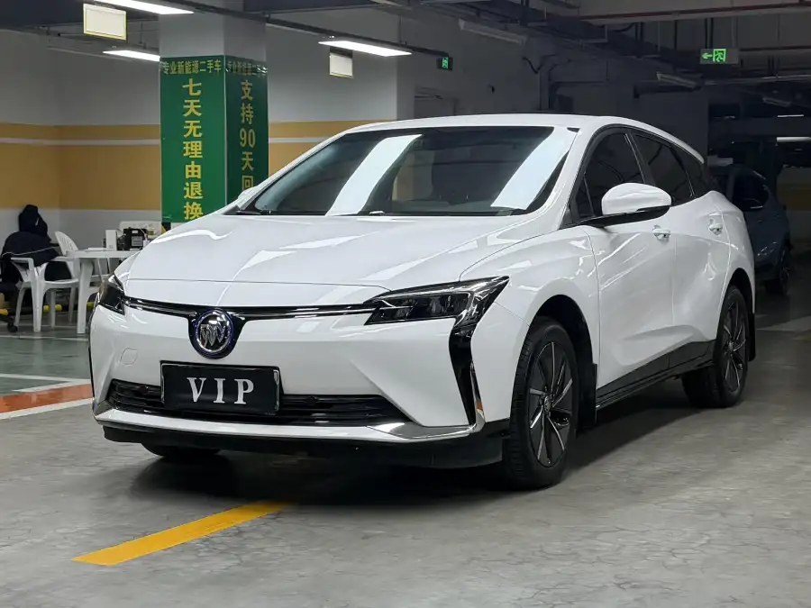 Buick Velite 6 430km