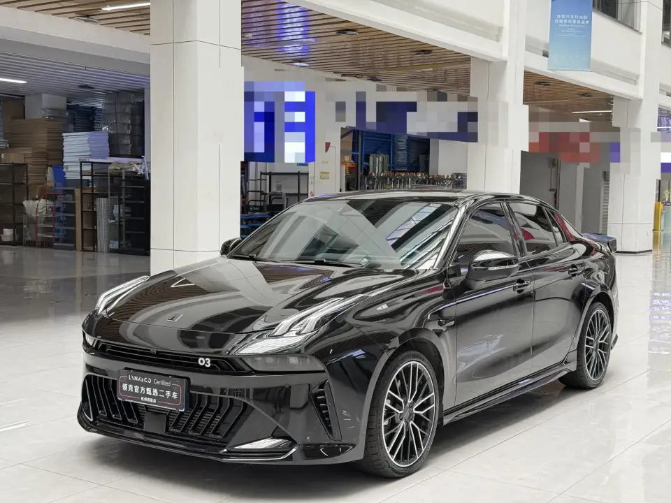 Lynk & Co 03 2.0TD AT Ultra