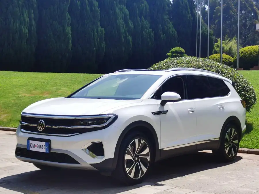 Volkswagen Talagon 380TSI 4WD 6 мест