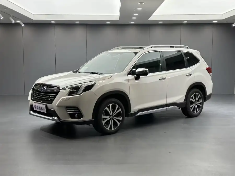 Subaru FORESTER 2.0i AWD Flagship EyeSight