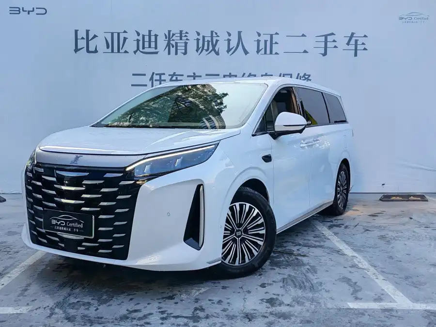 BYD Xia DM-i 180KM