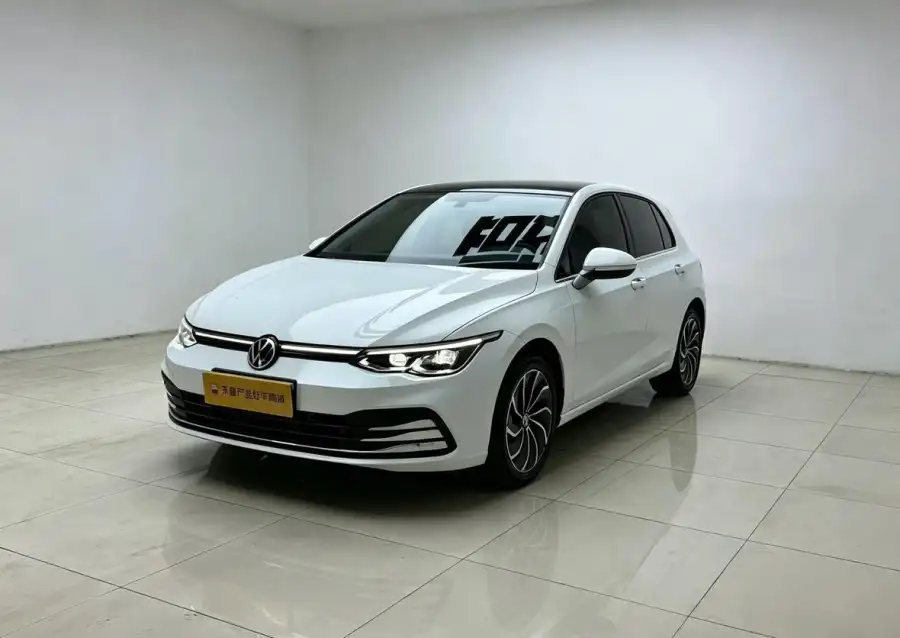 Volkswagen Golf 280TSI DSG 30