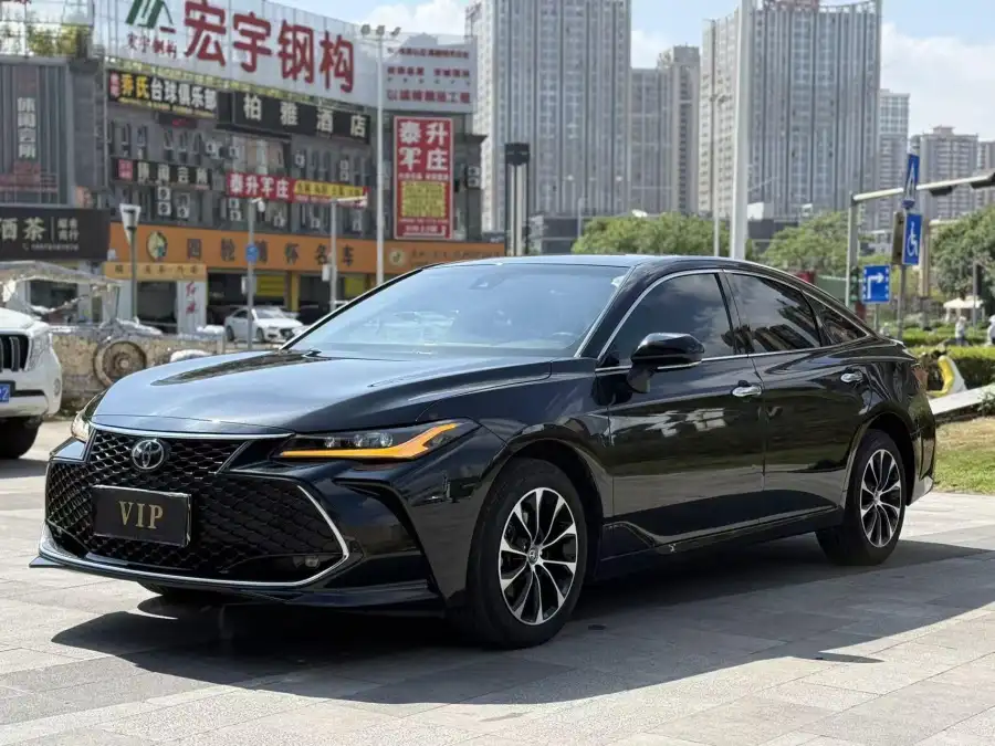 Toyota Avalon 2.5L Luxury