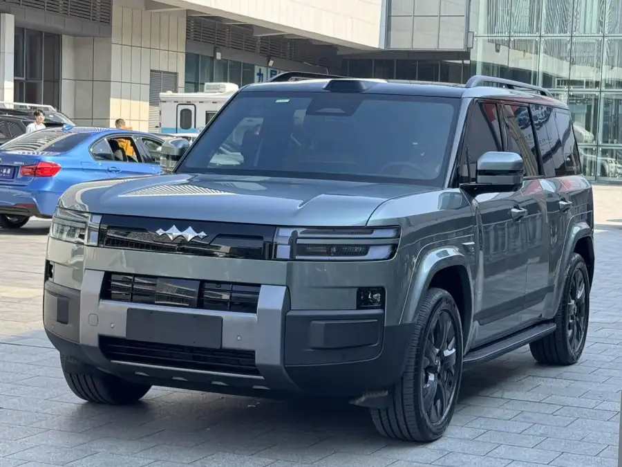 Fangchengbao Tai 7 EV 675KM 4WD