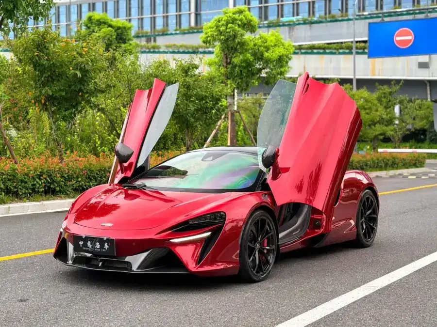 McLaren Artura 3.0T PHEV Standard