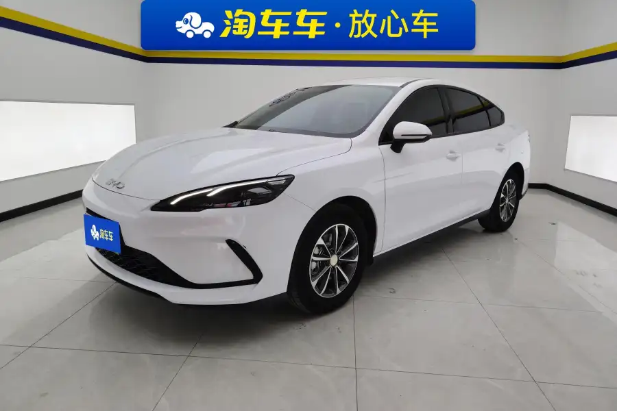 BYD Seal 05DM DM-i 55KM Luxury