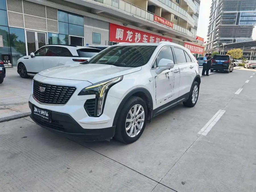 Cadillac XT4 28T 2WD Style