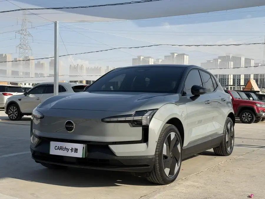 Volvo EX30