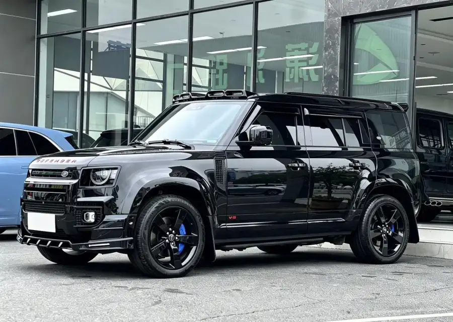 Land Rover Defender 110 5.0T V8