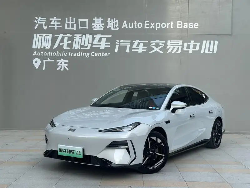 Geely Galaxy E8 550km PRO