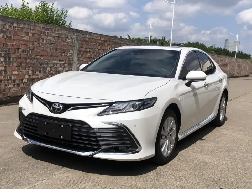 Toyota Camry 2.0G Luxury