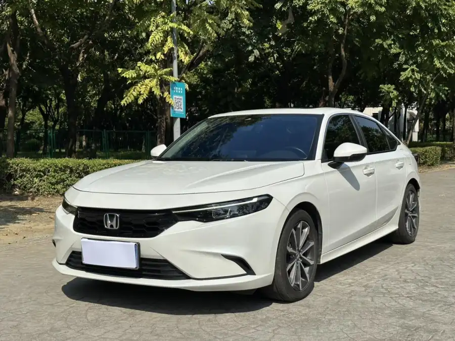 Honda Integra 240TURBO CVT Luxury