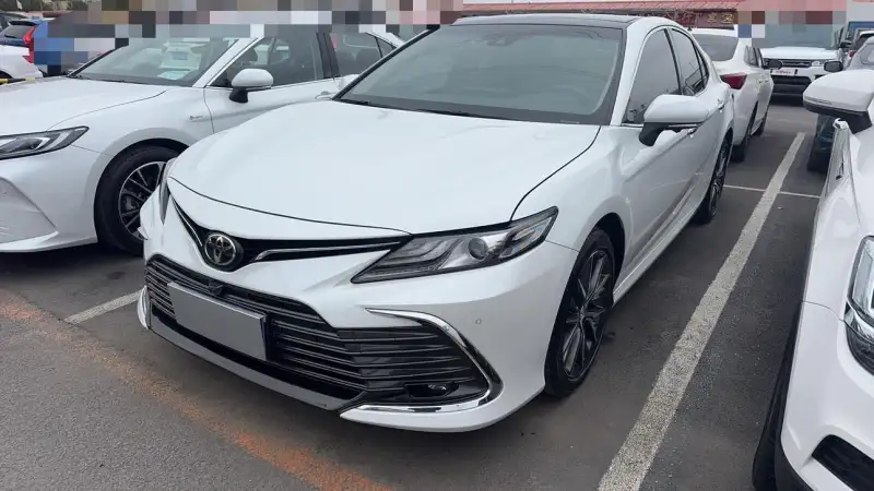Toyota Camry 2.5G Luxury