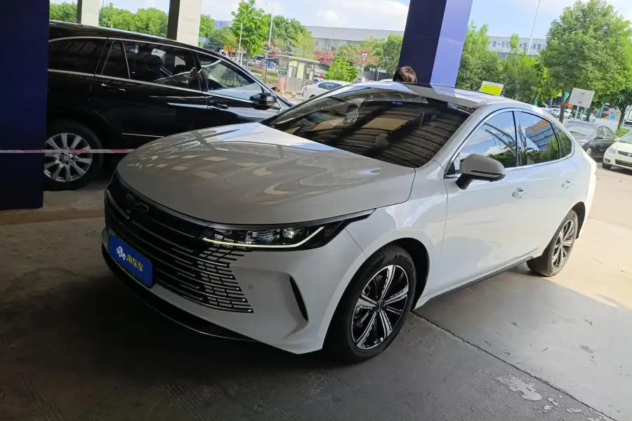 BYD Destroyer 05 DM-i 120KM Premium