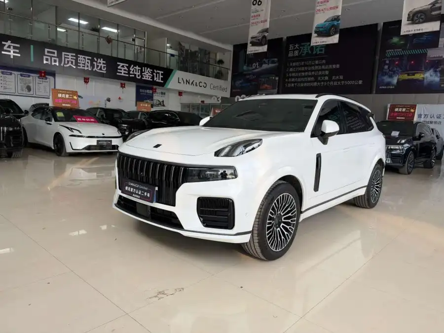 Lynk & Co 09 2.0T 4WD Explore Ultra
