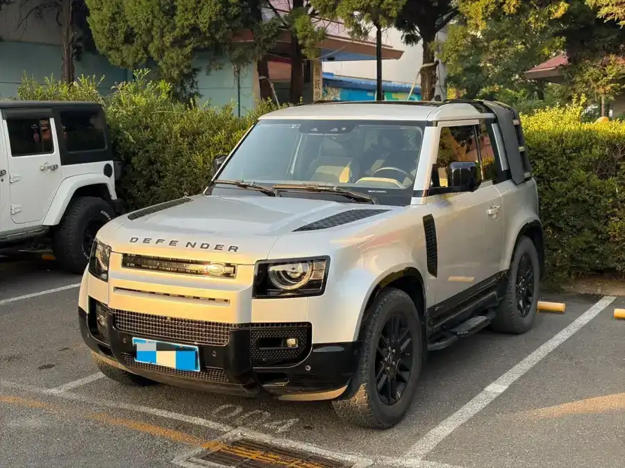 Land Rover Defender 90 P400 X-Dynamic S