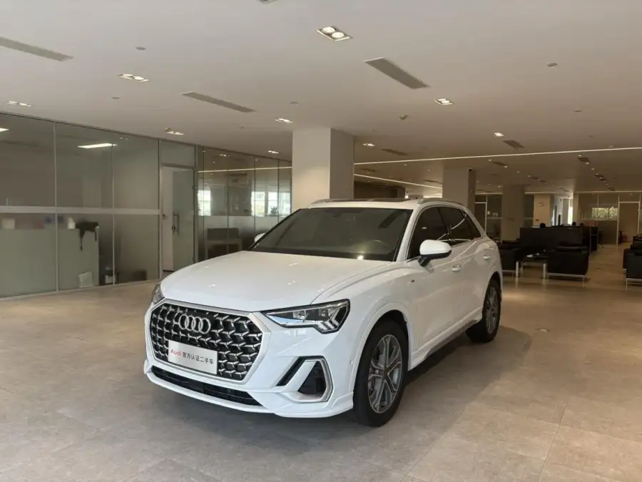 Audi Q3 40 TFSI RS